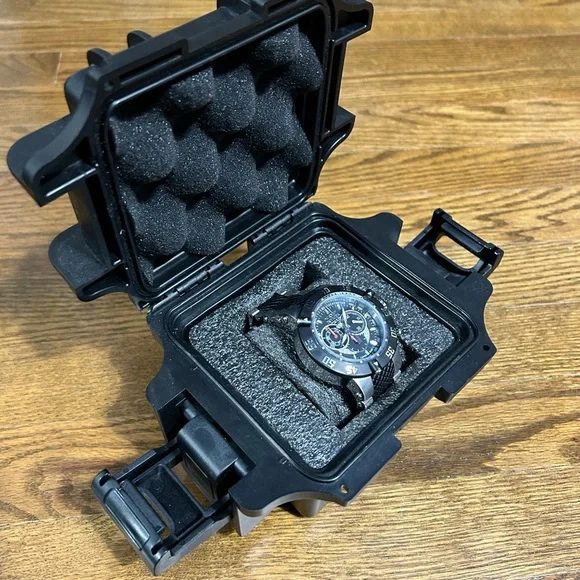 Invicta Watch - Picture 3 of 5